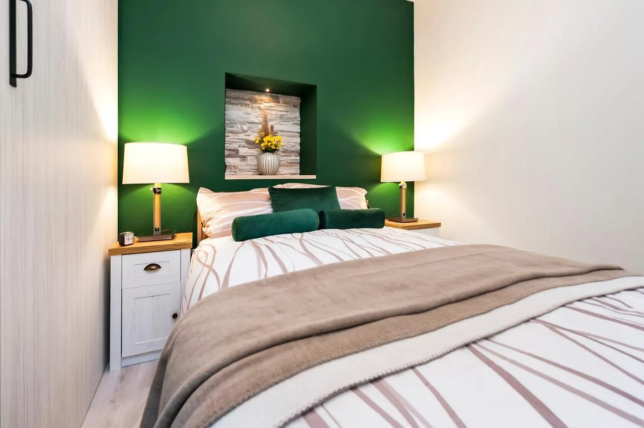 Bella Campagna - Luxury Two Bedroom Apartment روفينج 0*,
